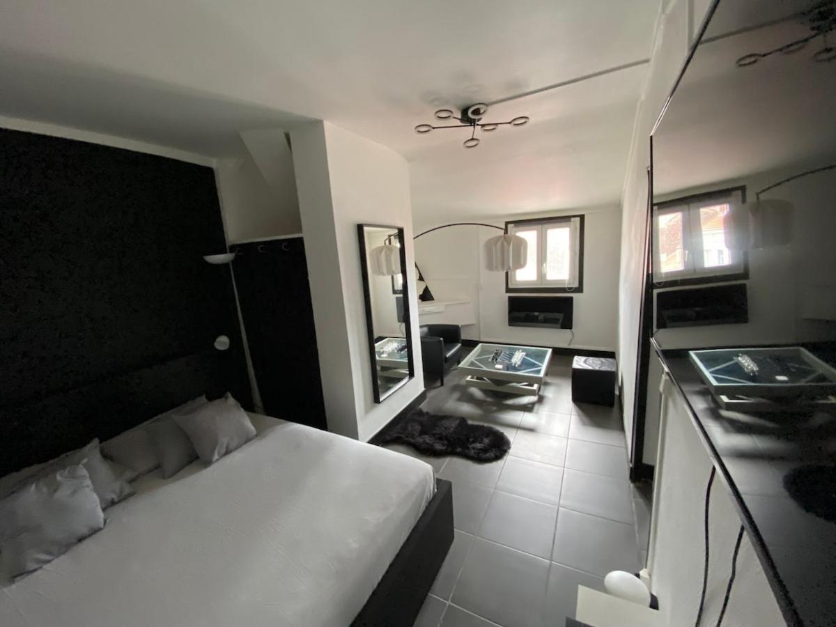 Apollon Apartment *