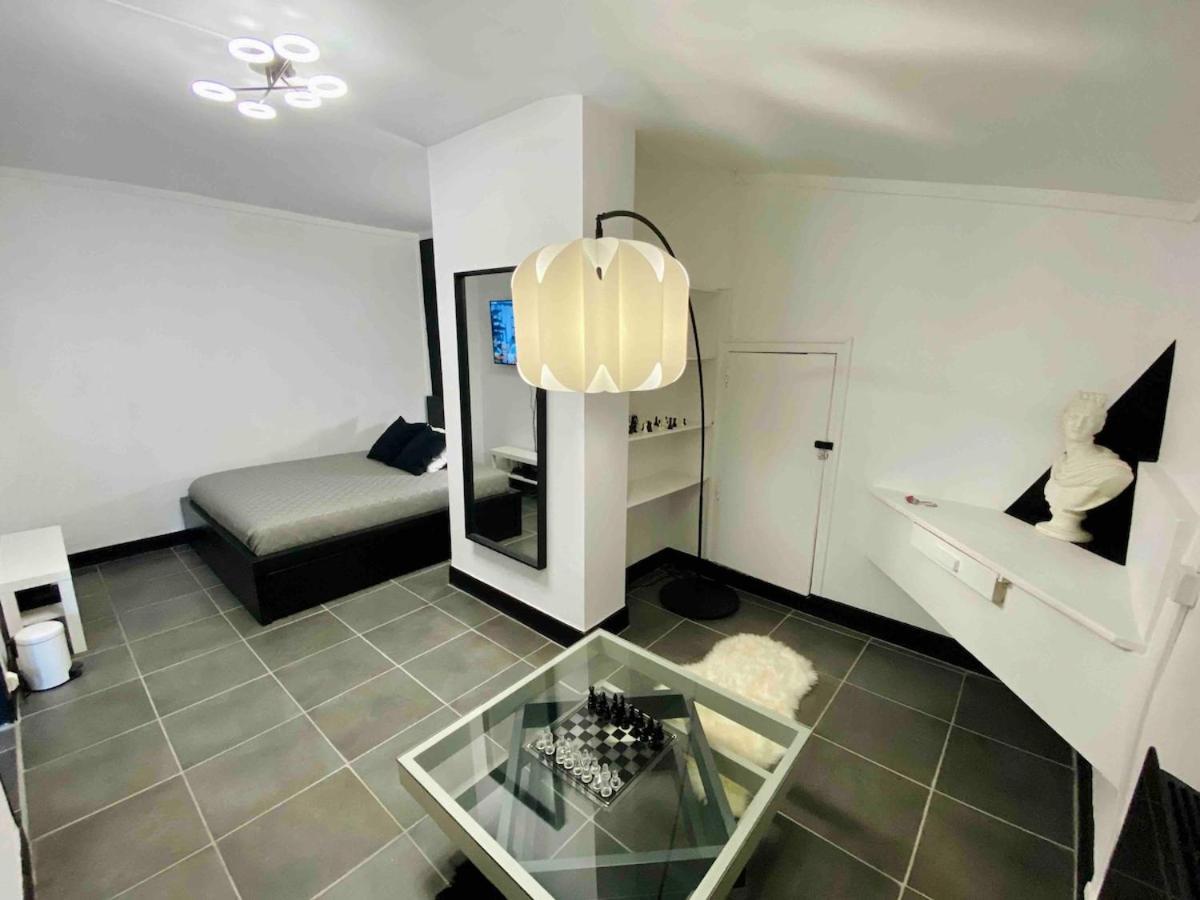 Apollon Apartment